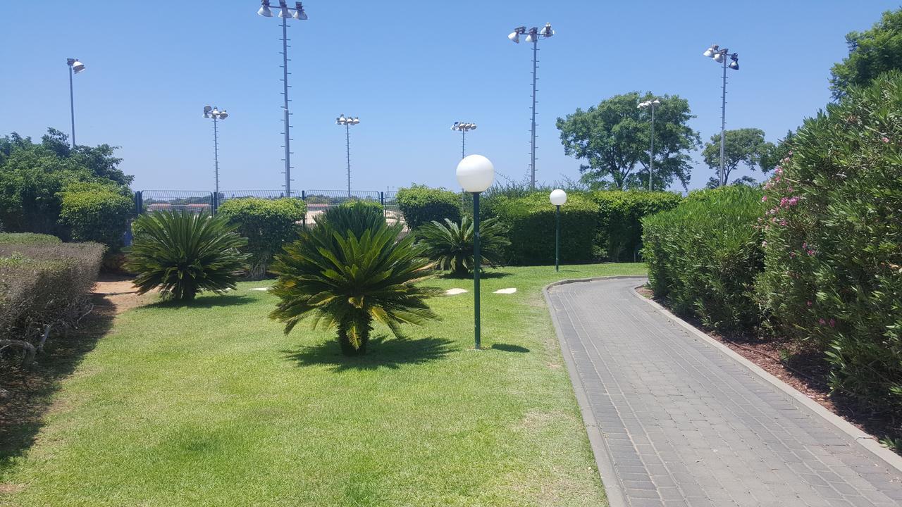 Neot Golf Caesarea Garden Apartment Exterior photo